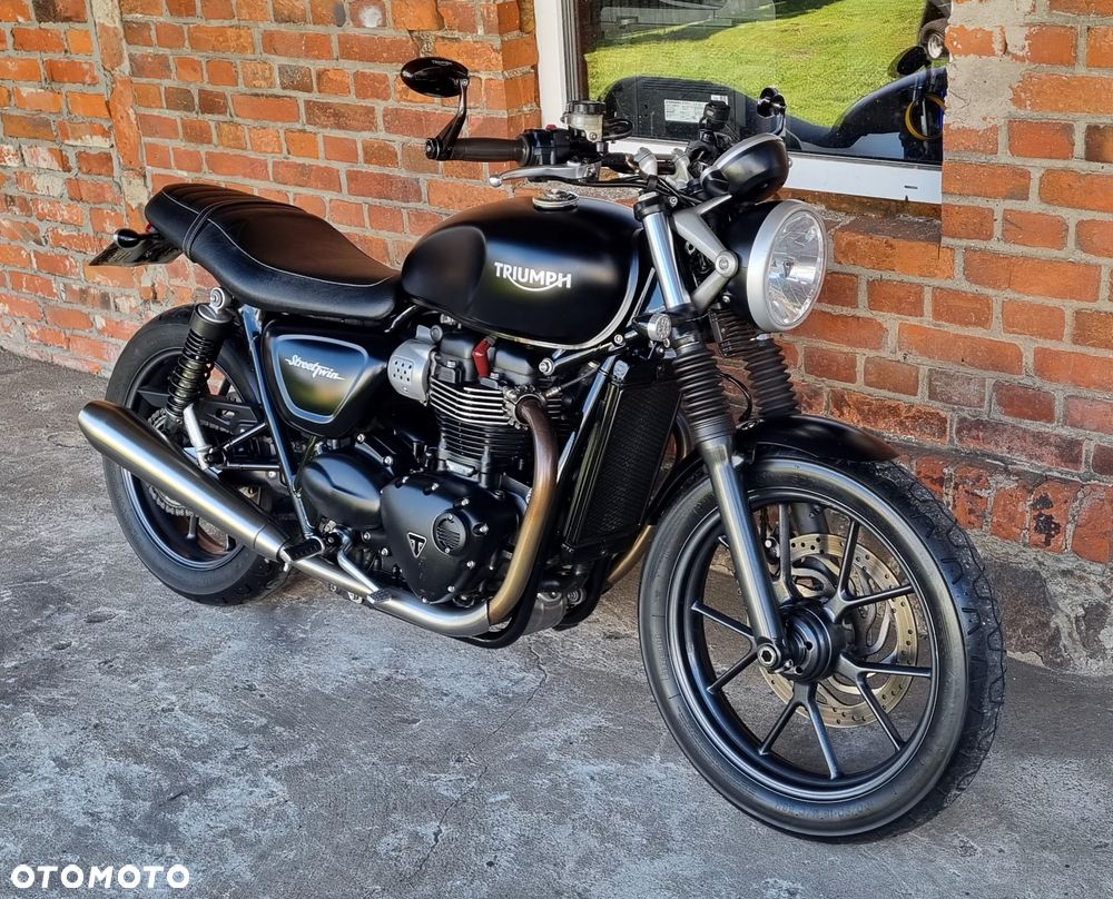 Triumph Street Twin - 1