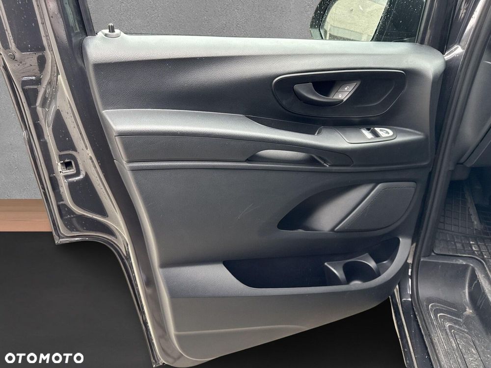 Mercedes-Benz Vito - 17