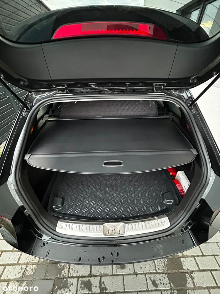 Hyundai i40 1.7 CRDi Comfort + - 9