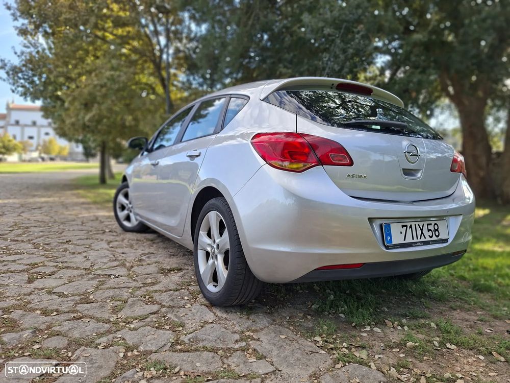 Opel Astra 1.4 Enjoy - 16