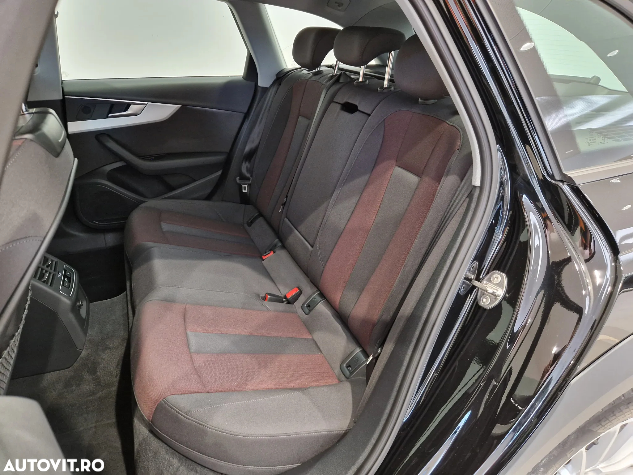 Audi A4 Allroad 2.0 40 TDI quattro S tronic MHEV - 13