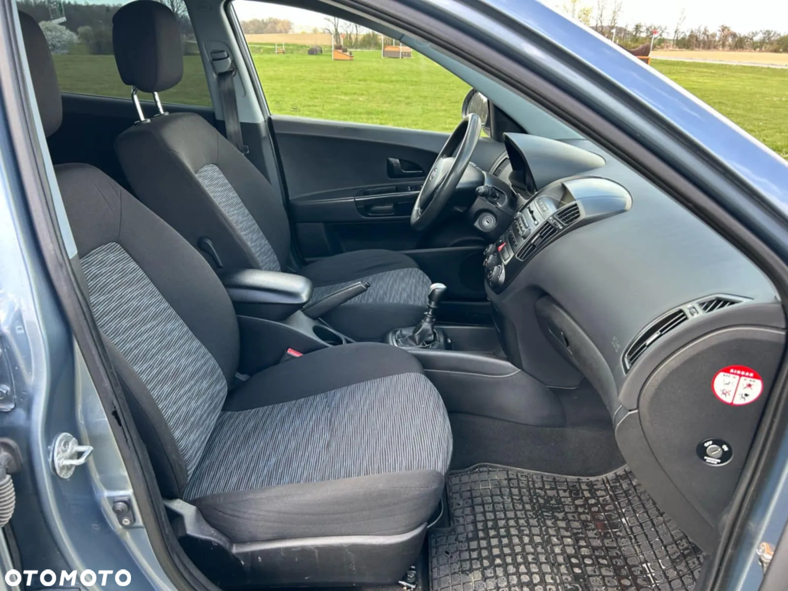 Kia Ceed Cee'd 2.0 crdi Comfort + - 11