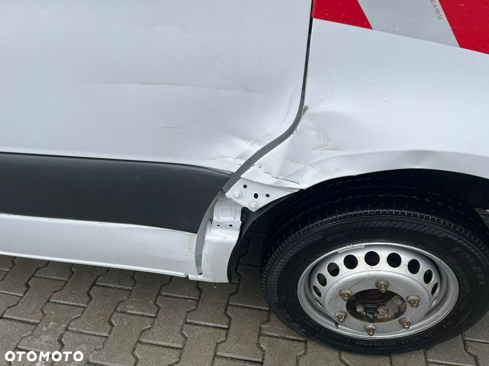 Mercedes-Benz Sprinter - 8