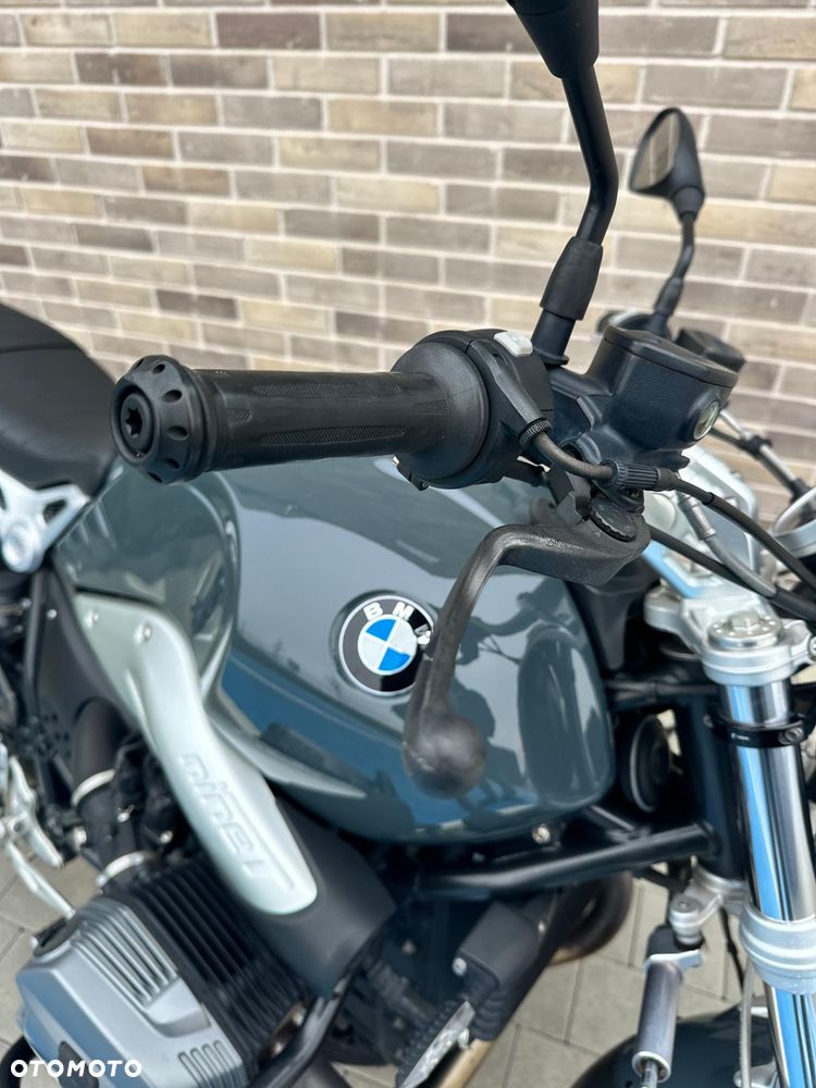 BMW R - 15