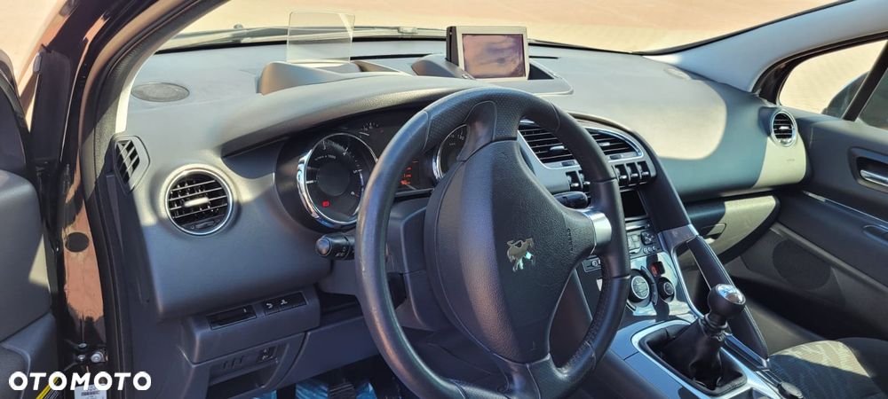 Peugeot 3008 HDi FAP 110 Premium - 10