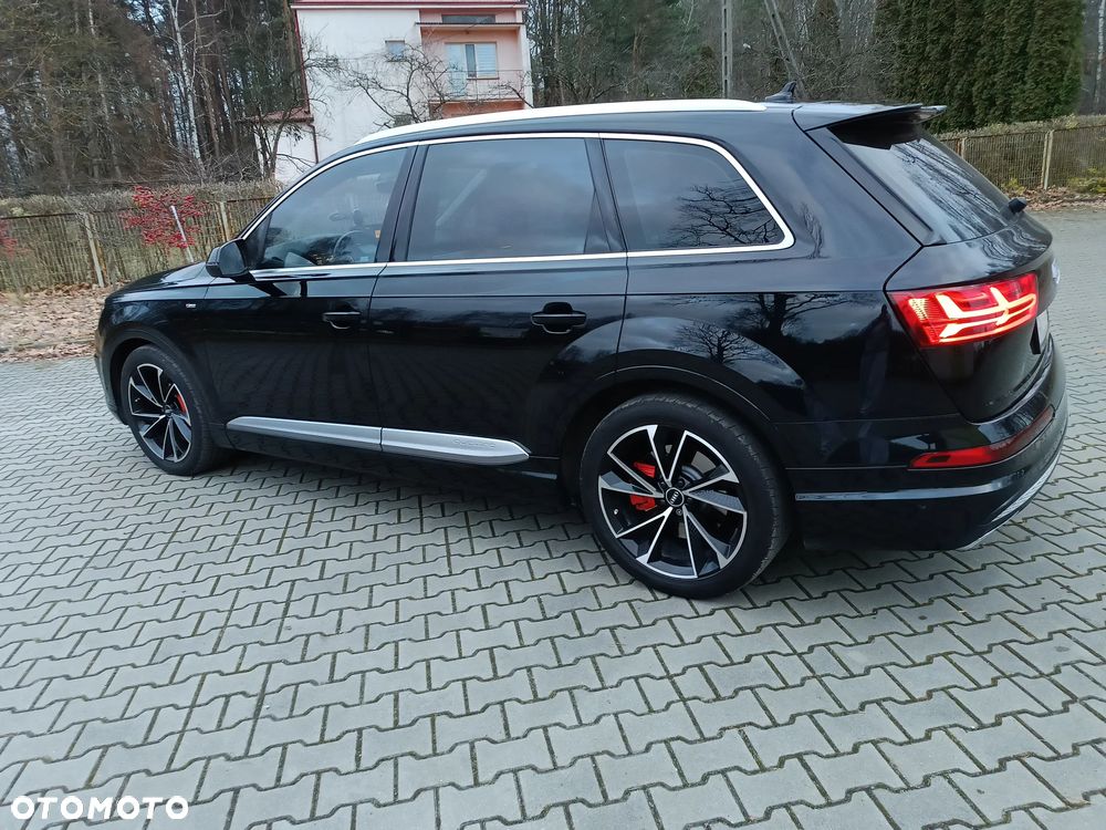 Audi Q7 - 4