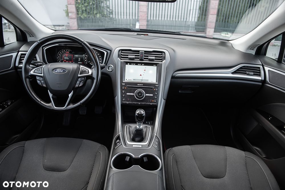 Ford Mondeo 1.5 EcoBoost Titanium - 28