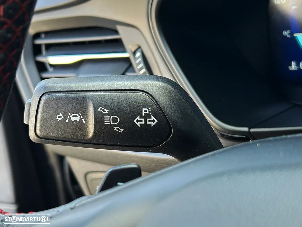 Ford Focus SW 1.0 EcoBoost MHEV ST-Line X Aut. - 29