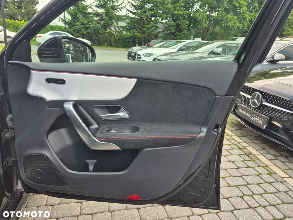 Mercedes-Benz Klasa A 200 AMG Line 7G-DCT - 28