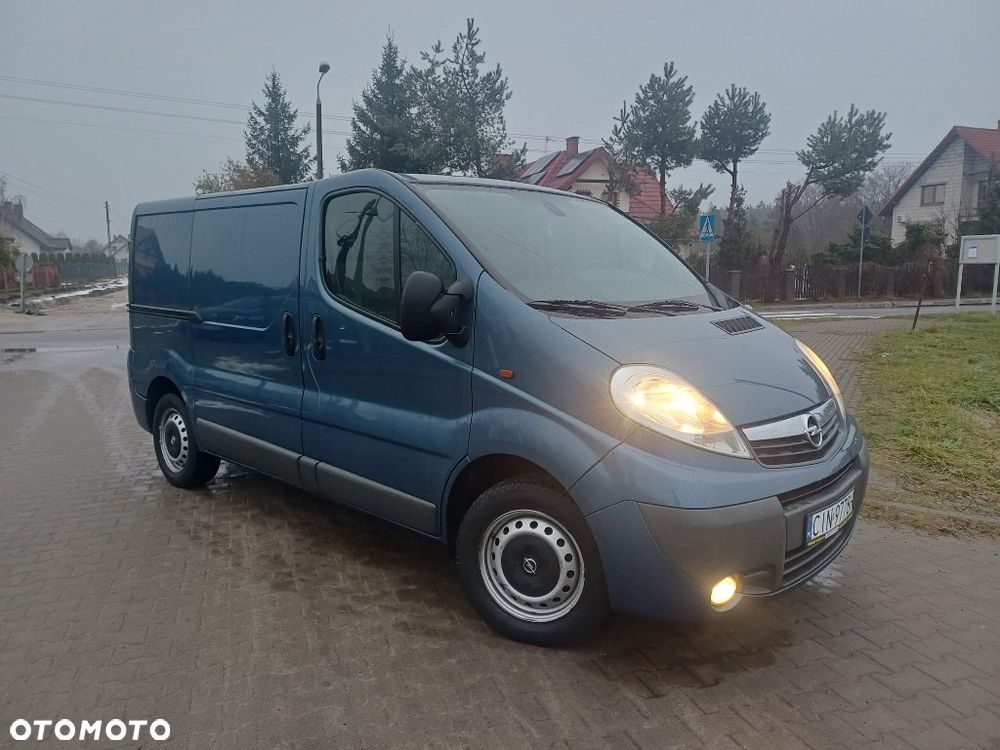 Opel VIVARO - 2