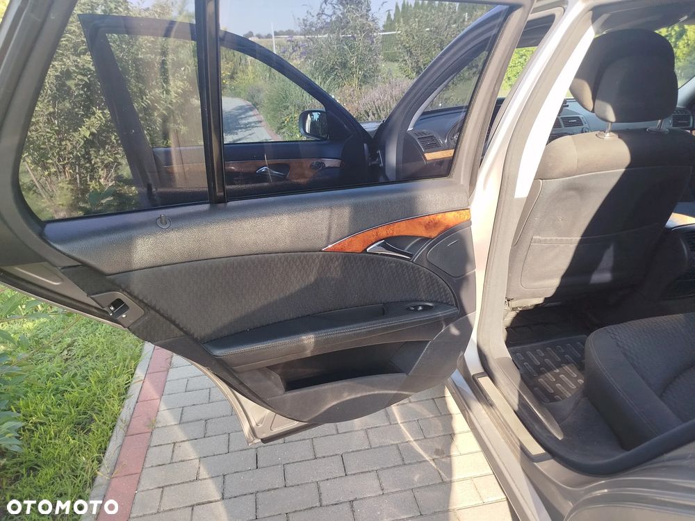 Mercedes-Benz Klasa E 220 CDI T Elegance - 18