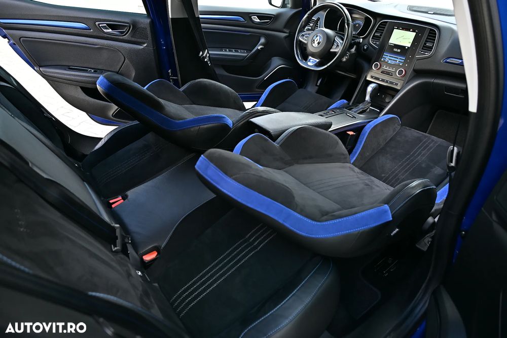 Renault Megane ENERGY TCe 205 EDC GT - 29