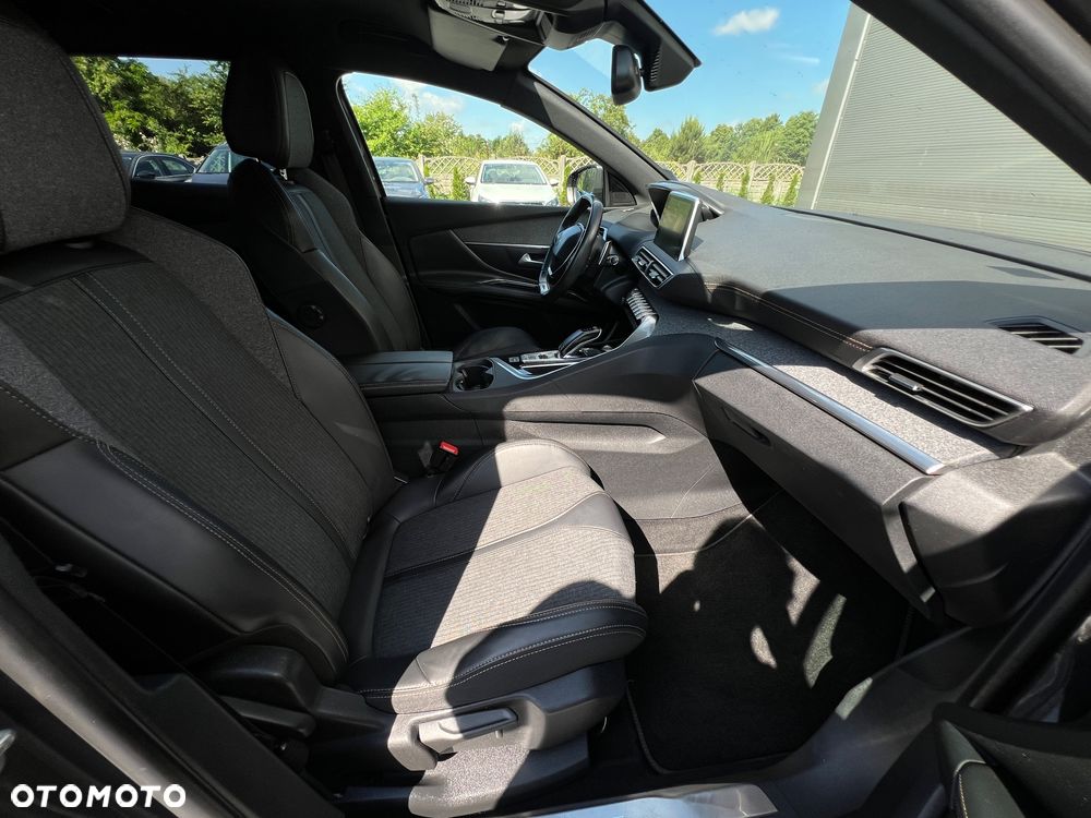 Peugeot 3008 - 18