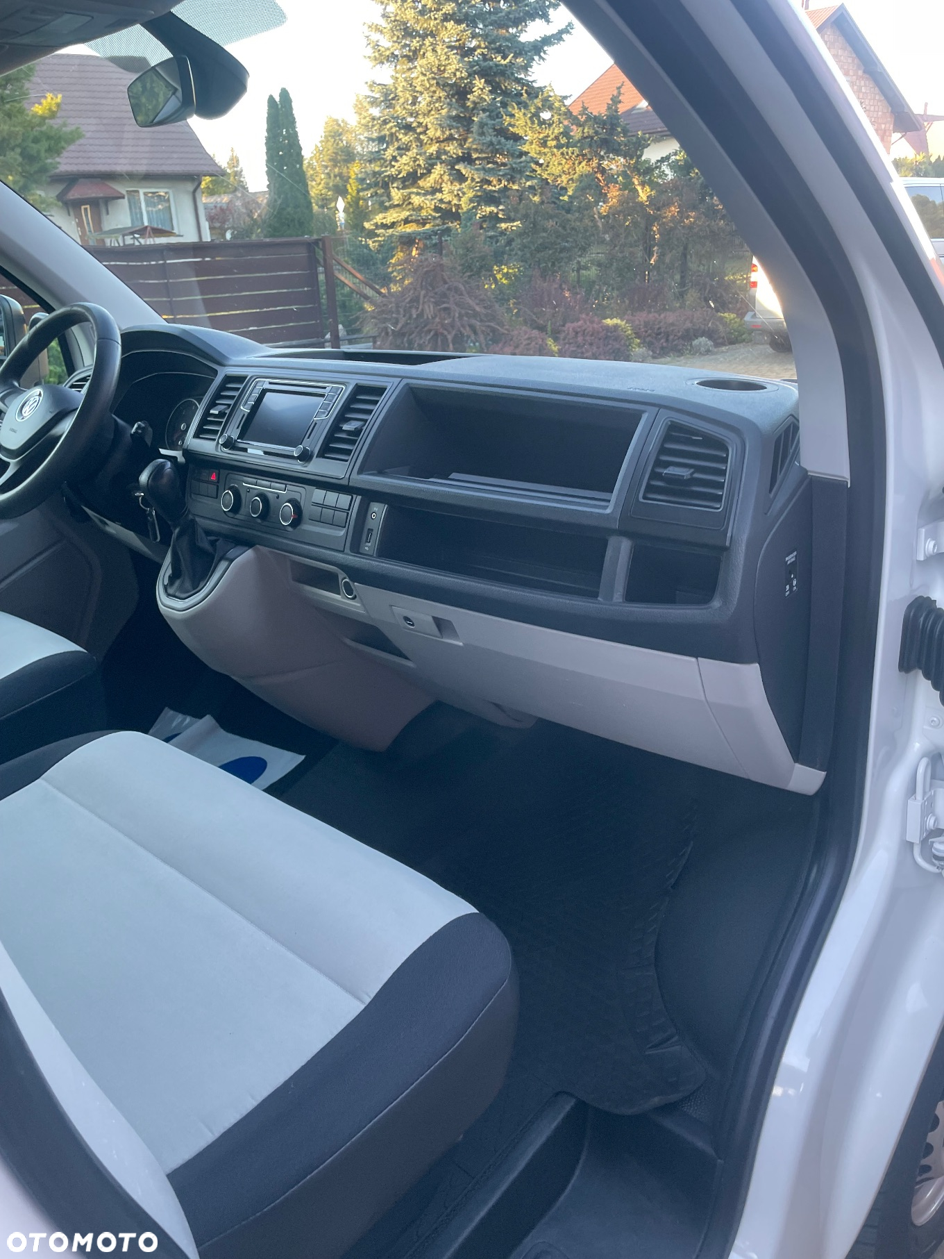Volkswagen Transporter - 14