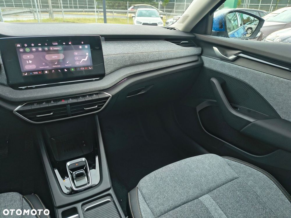Skoda Octavia 1.5 TSI mHEV Drive Selection DSG - 23