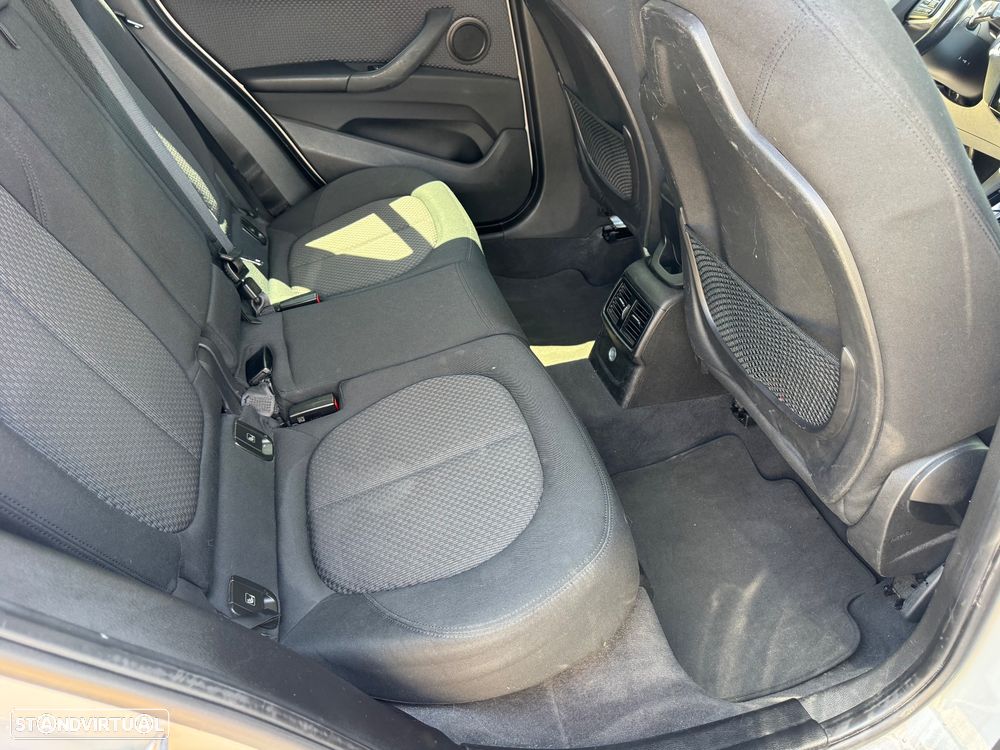 BMW X1 16 d sDrive - 12