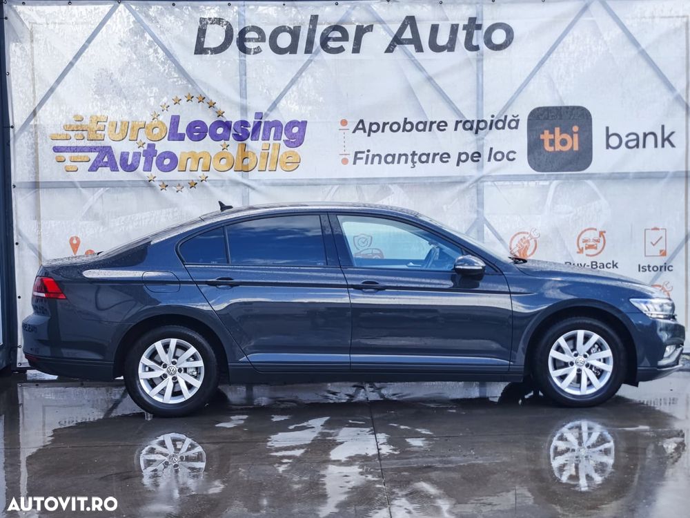 Volkswagen Passat 2.0 TDI DSG Comfortline - 8