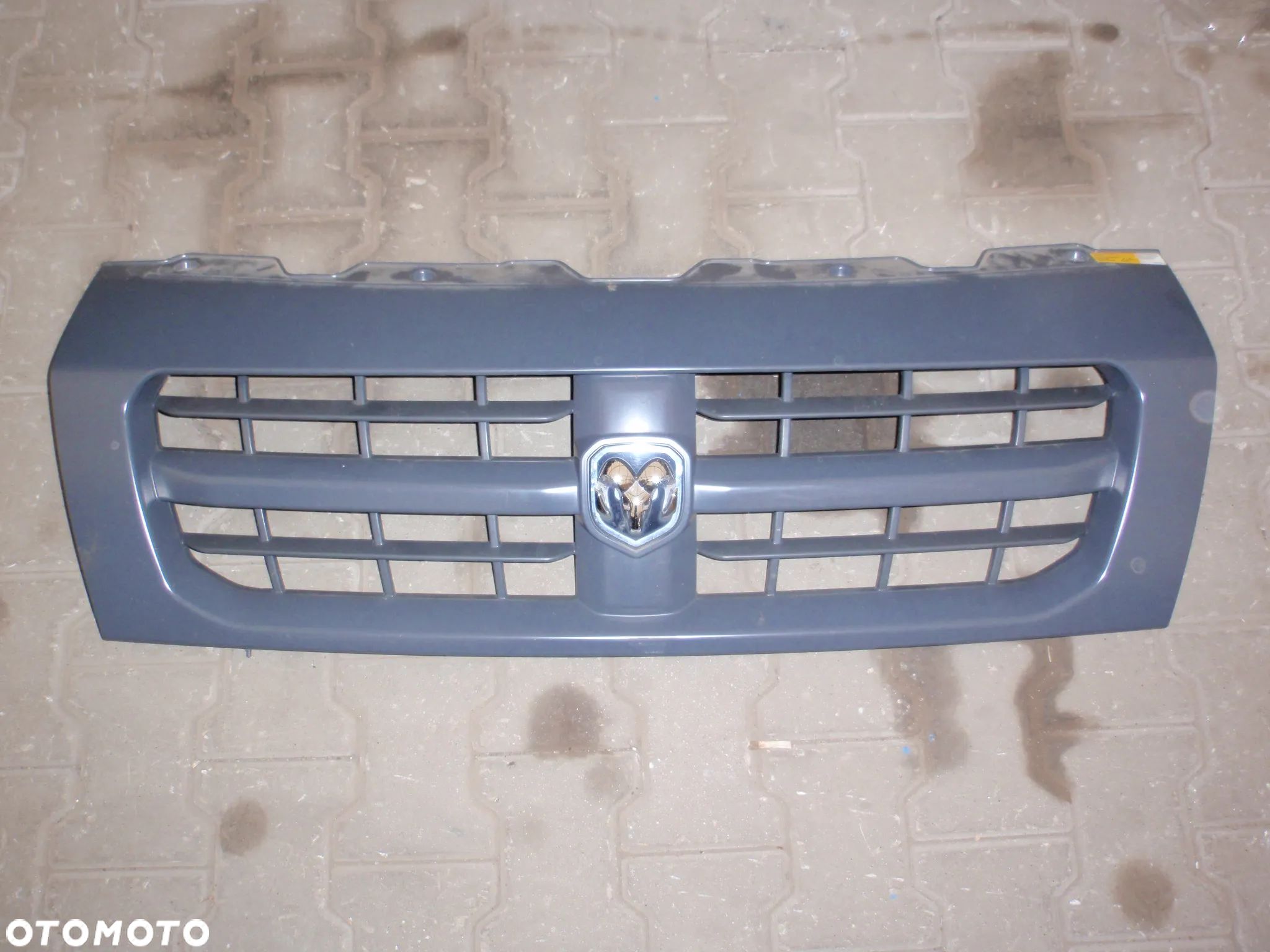 ATRAPA GRILL DODGE RAM PROMASTER 15- maska lampy błotnik - 1