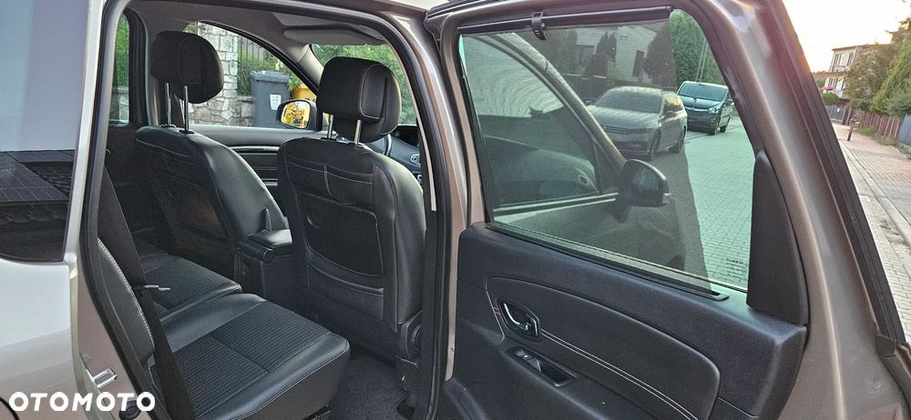 Renault Scenic 1.6 16V 110 LIMITED - 23