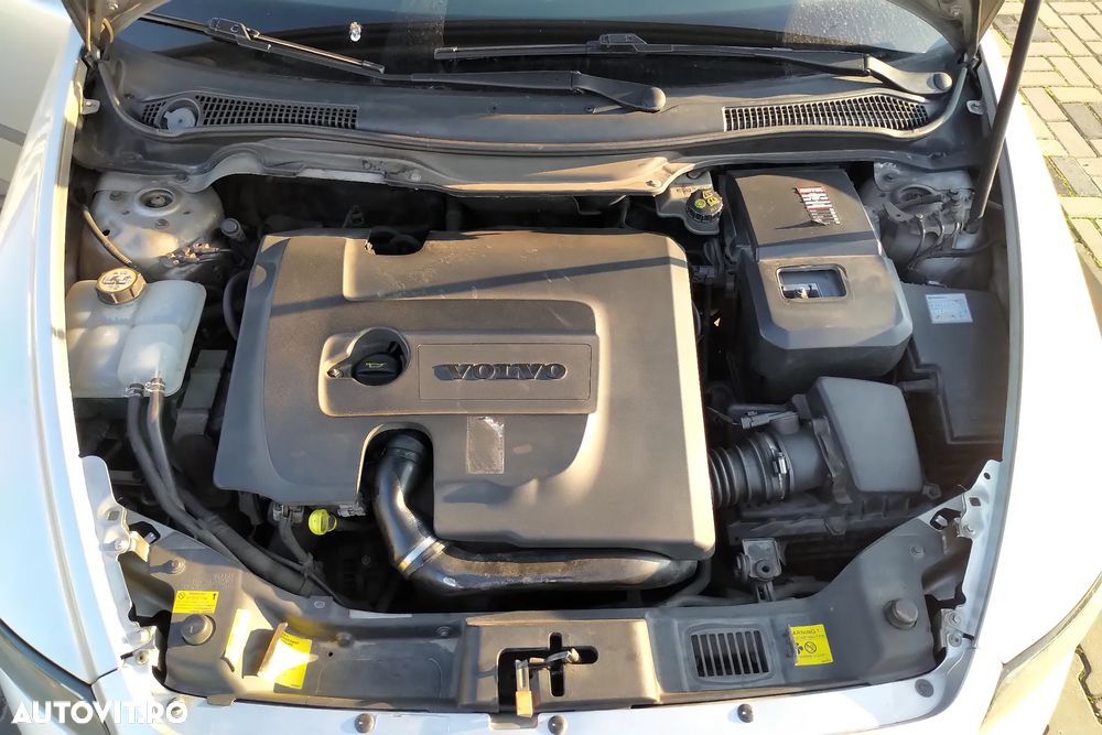 Volvo S40 1.6 D Basic - 6