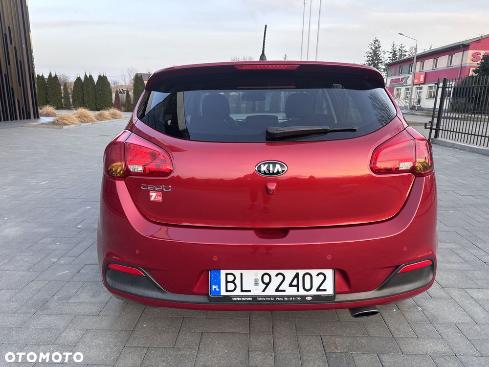 Kia Ceed 1.6 GDI ISG Spirit - 8