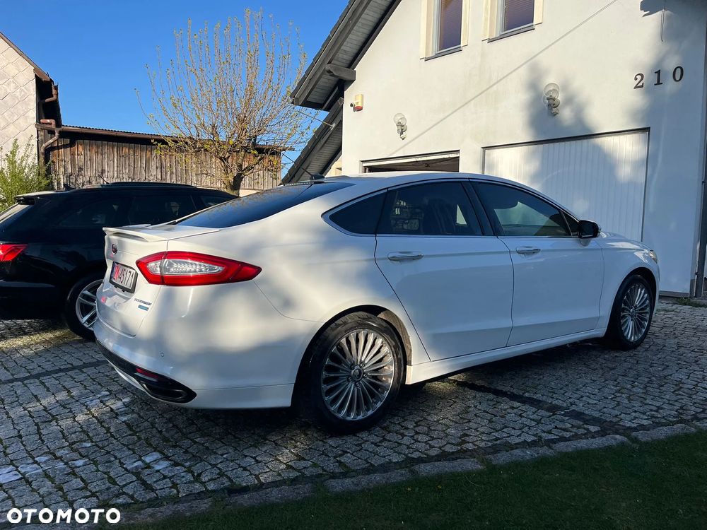 Ford Fusion - 6