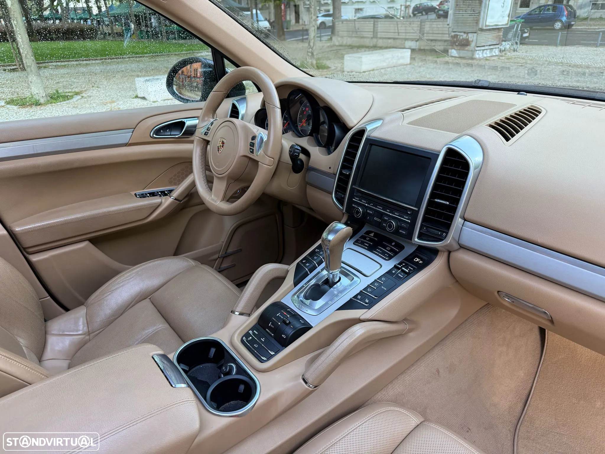 Porsche Cayenne S Hybrid - 8