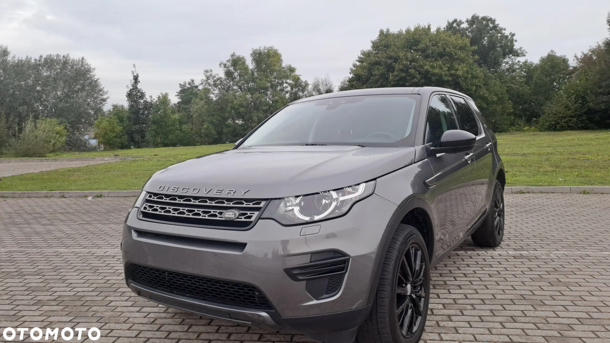 Land Rover Discovery Sport 2.0 D150 R-Dynamic S - 2