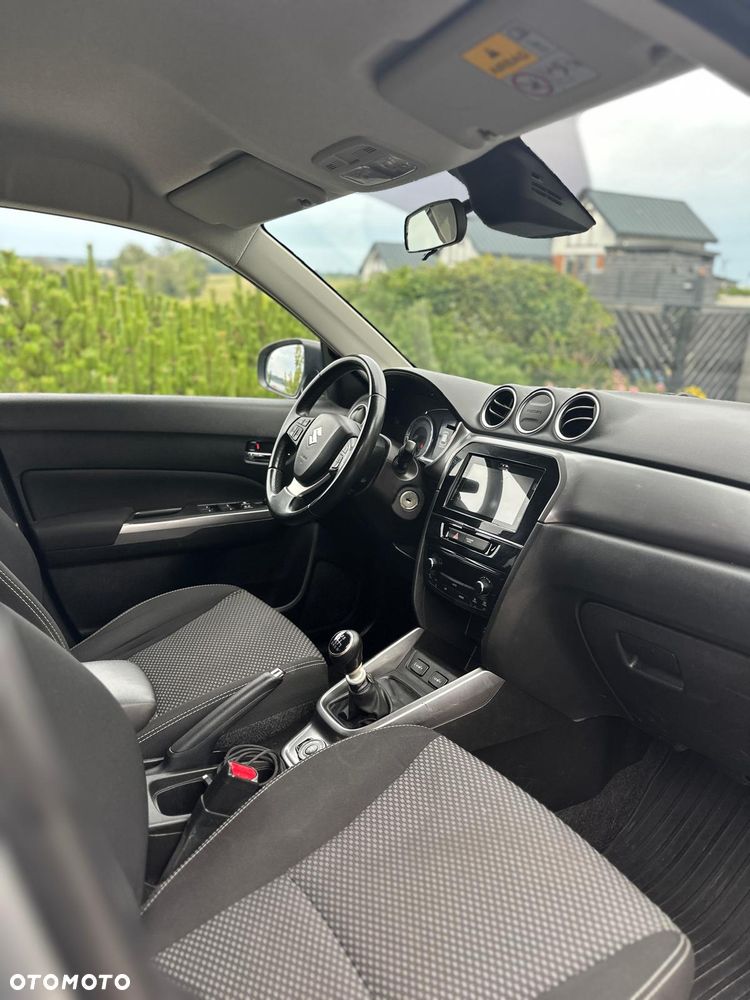 Suzuki Vitara 1.4 Boosterjet Premium 4WD - 7