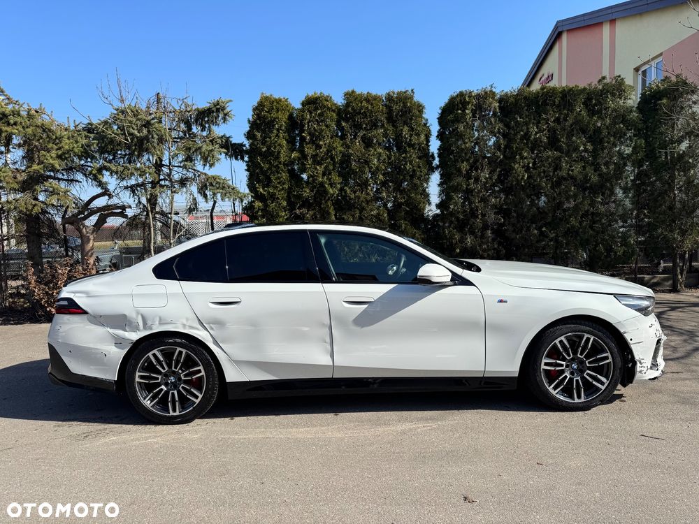 BMW Seria 5 - 35