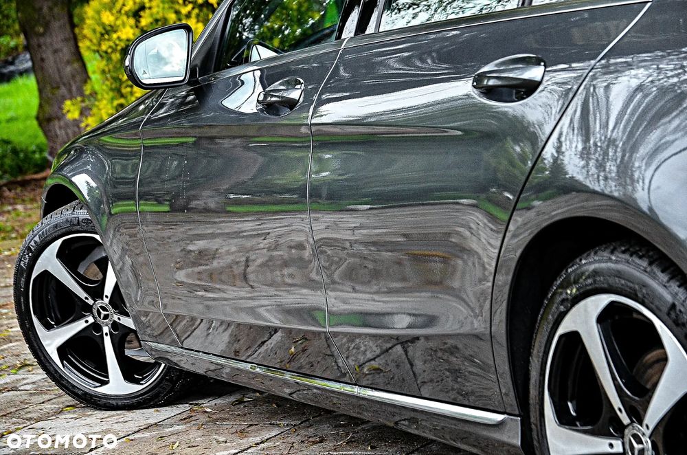 Mercedes-Benz Klasa C 180 T 7G-TRONIC Avantgarde - 18