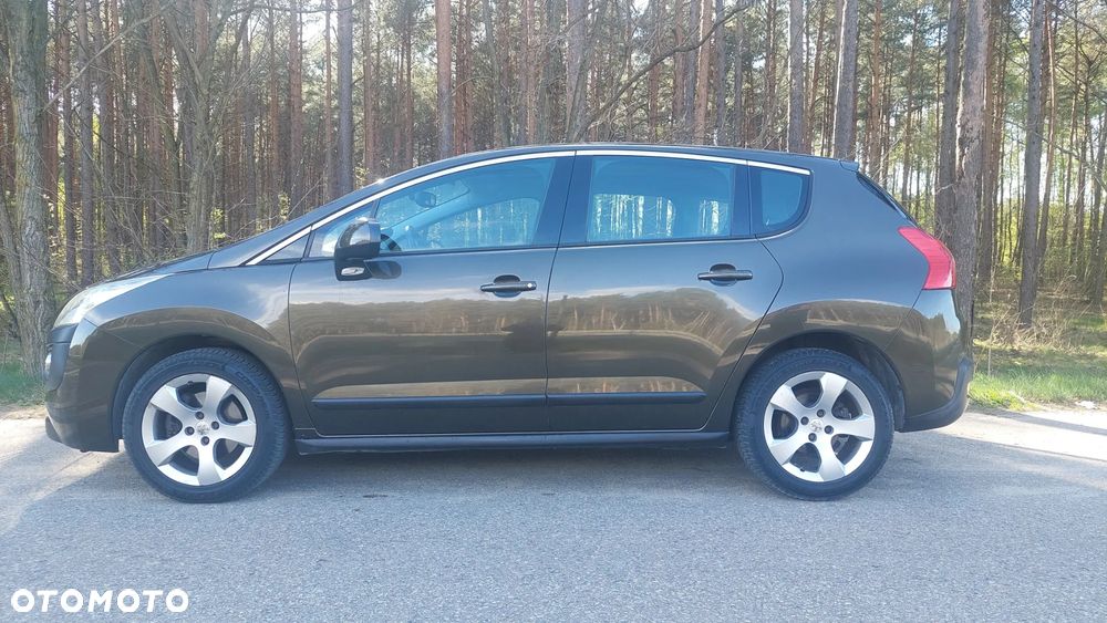Peugeot 3008 2.0 HDi Premium - 8