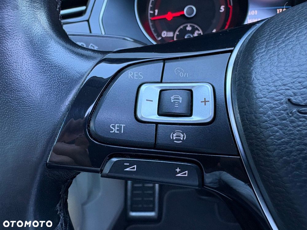 Volkswagen Arteon 2.0 TDI Elegance DSG - 24