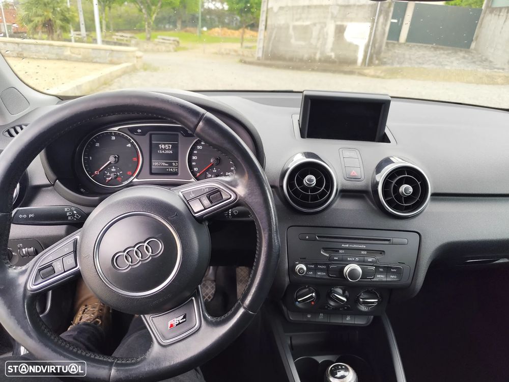 Audi A1 Sportback 1.6 TDI S-line - 8