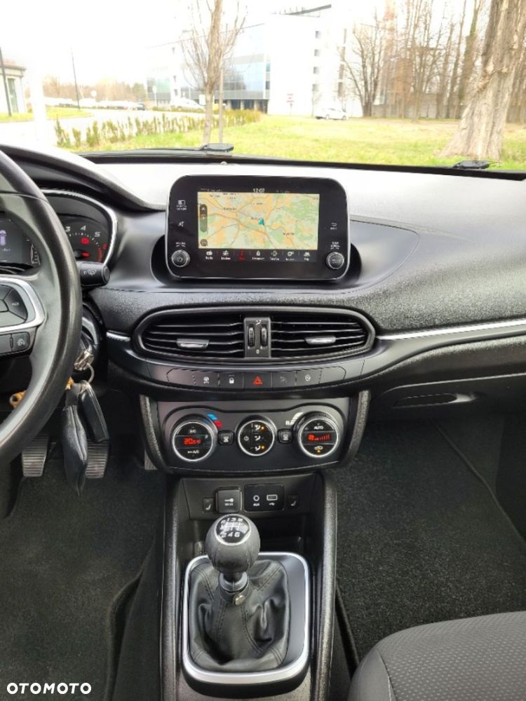 Fiat Tipo 1.4 T-Jet 16v Lounge EU6 - 20