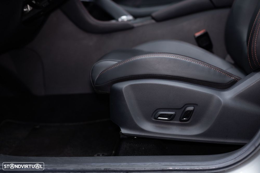 MG ZS EV 72.6 kWh Luxury - 21