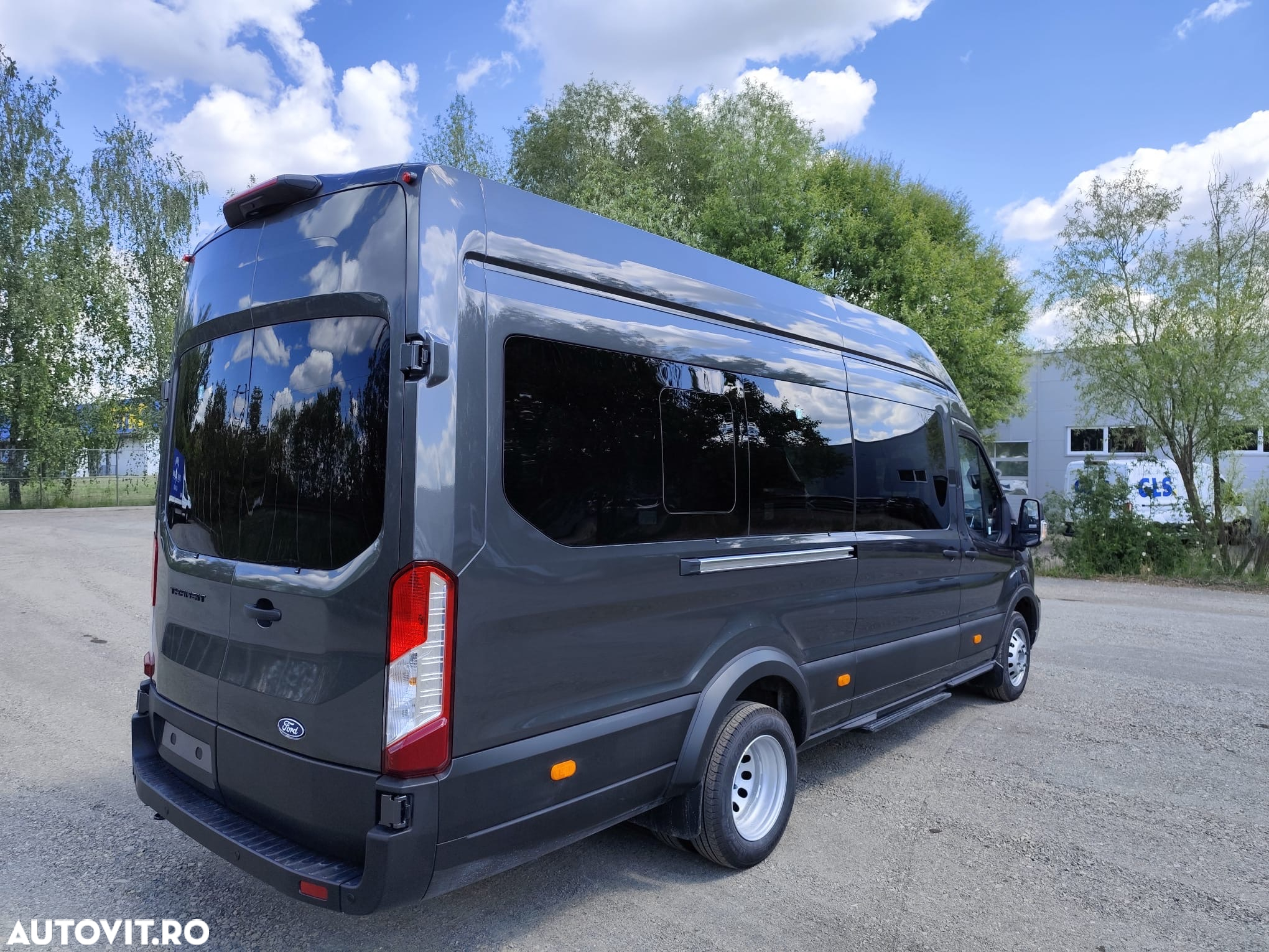 Ford Transit - 10