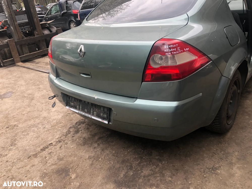 Portbagaj haion spate Renault Megane II verde 2005 sedan - 2