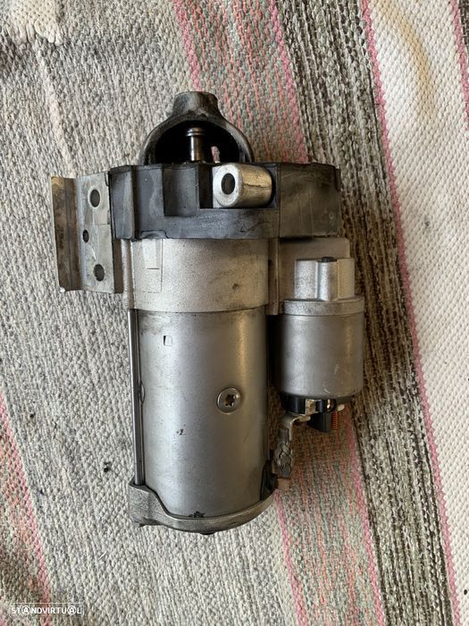 Motor de arranque BMW F30 F31 F20 - 2