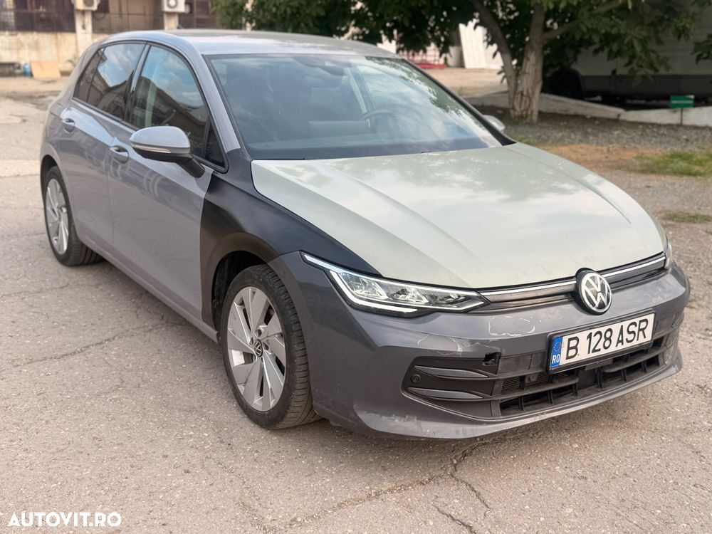 VOLKSWAGEN Golf 2024 — imagine 11