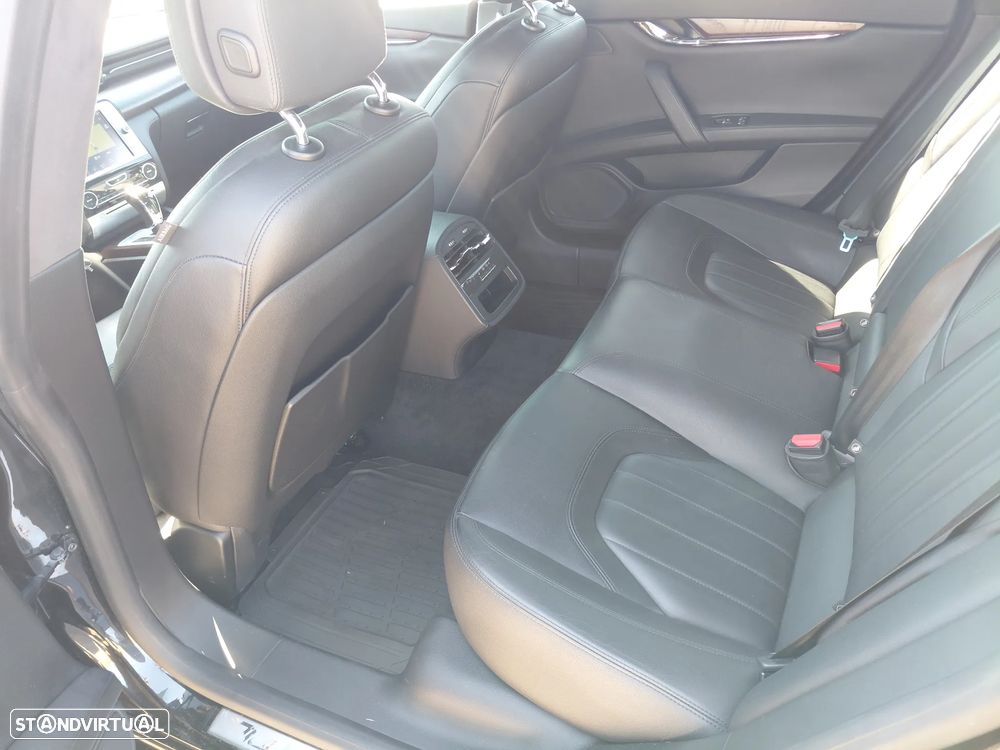 Maserati Quattroporte 3.0 V6 D GranSport - 12