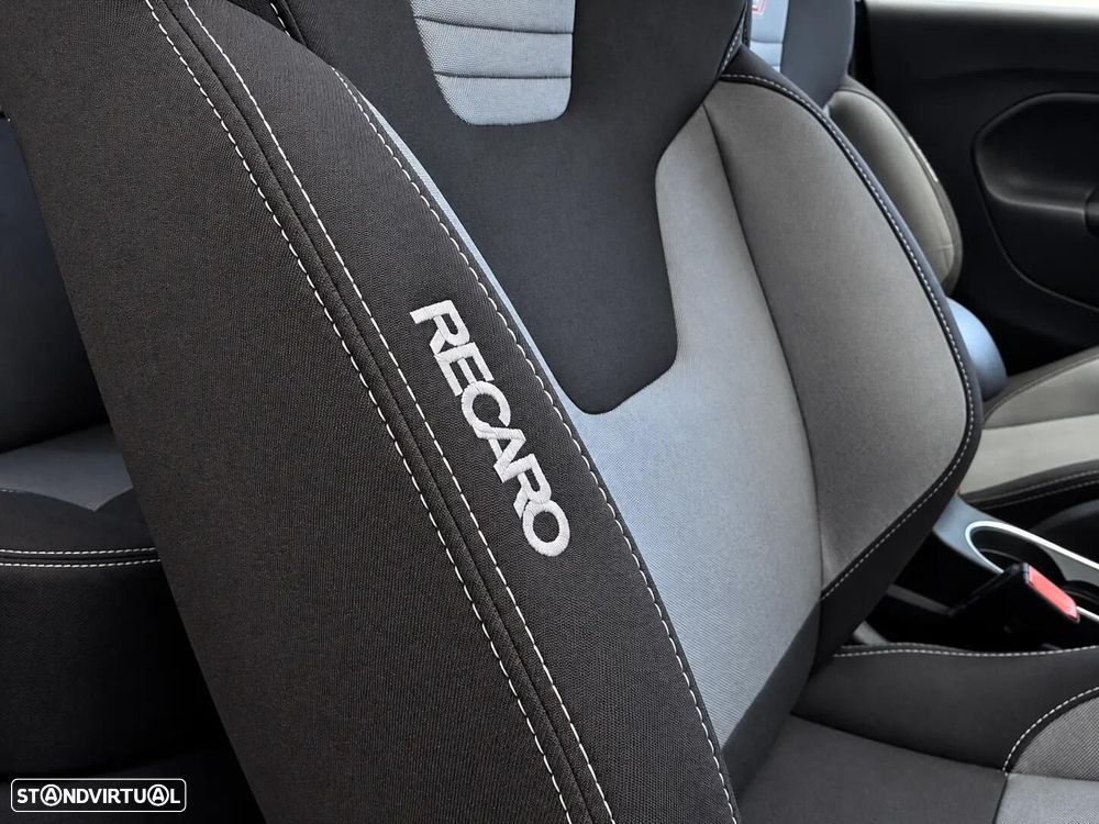 Ford Fiesta 1.6 EcoBoost ST - 29