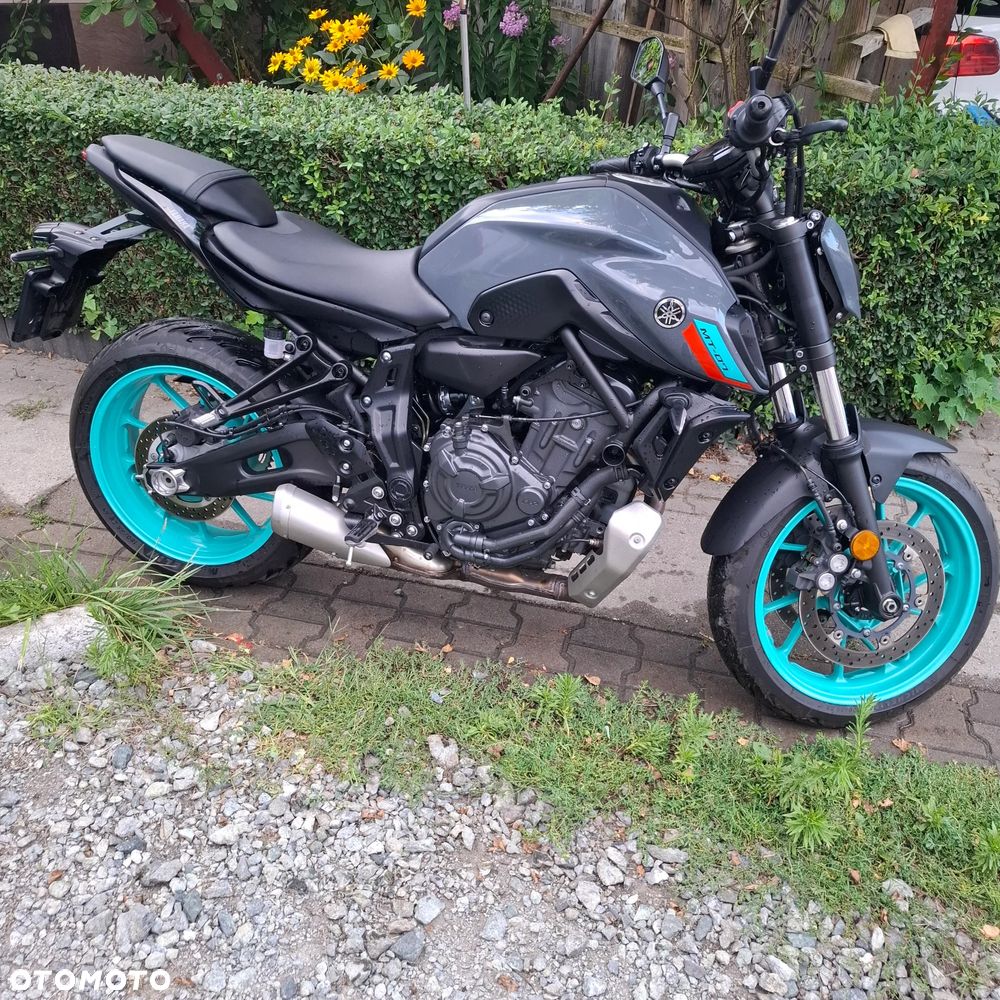 Yamaha MT - 6