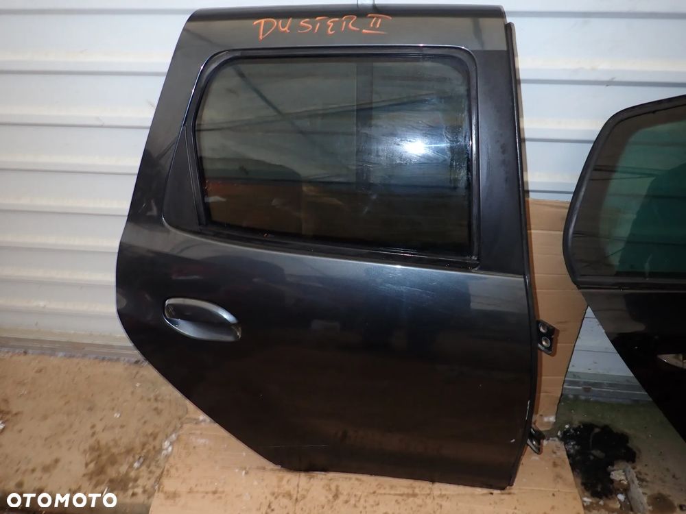 DACIA DUSTER II DRZWI PRAWY TYŁ - 1
