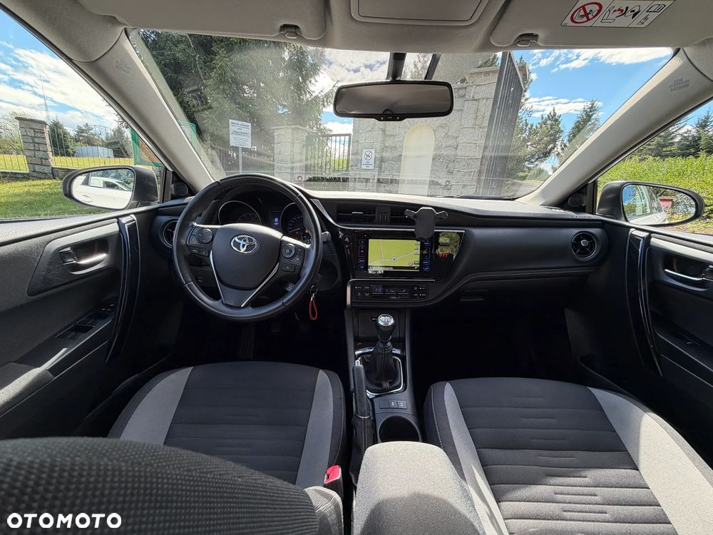 Toyota Auris 1.2 Turbo Comfort - 10