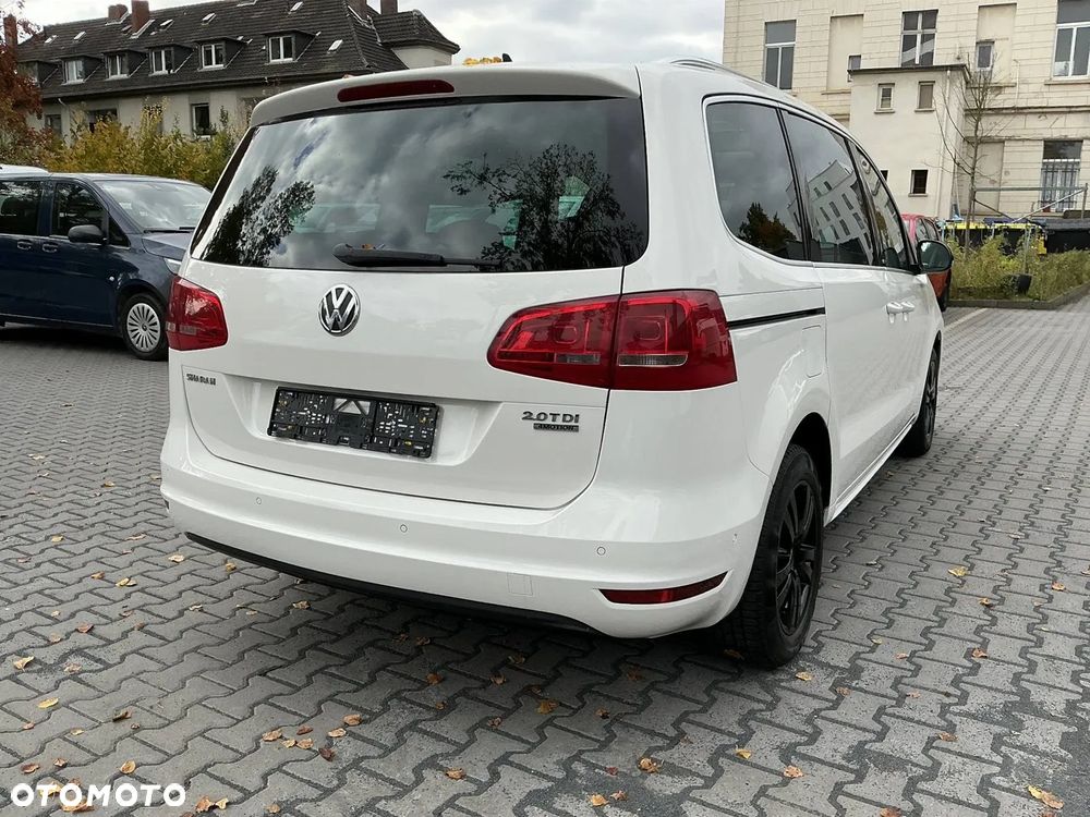 Volkswagen Sharan 2.0 TDI 4MOTION Blue Motion Style - 8