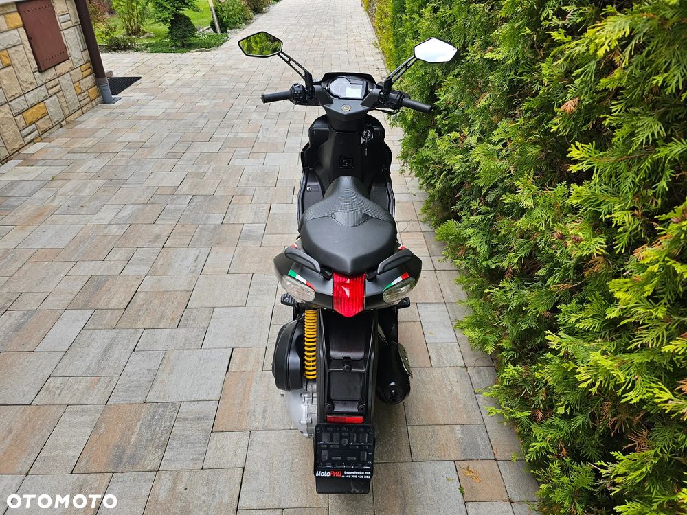 Aprilia SR - 8