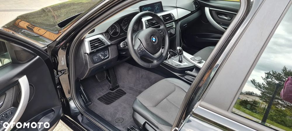 BMW Seria 3 320d Sport Line Sport - 7