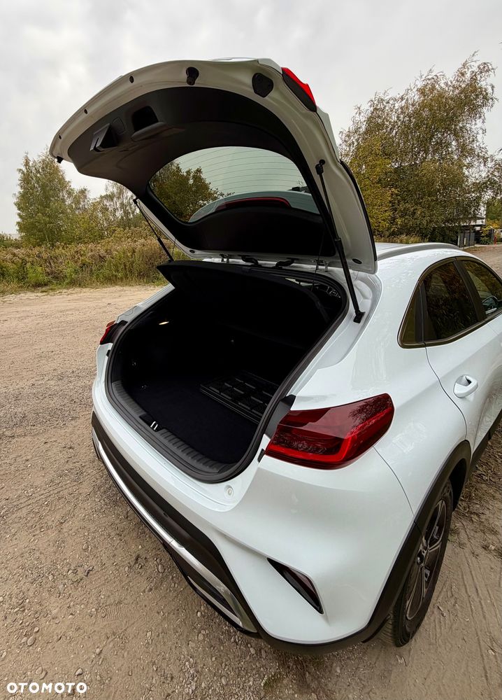 Kia XCeed - 36