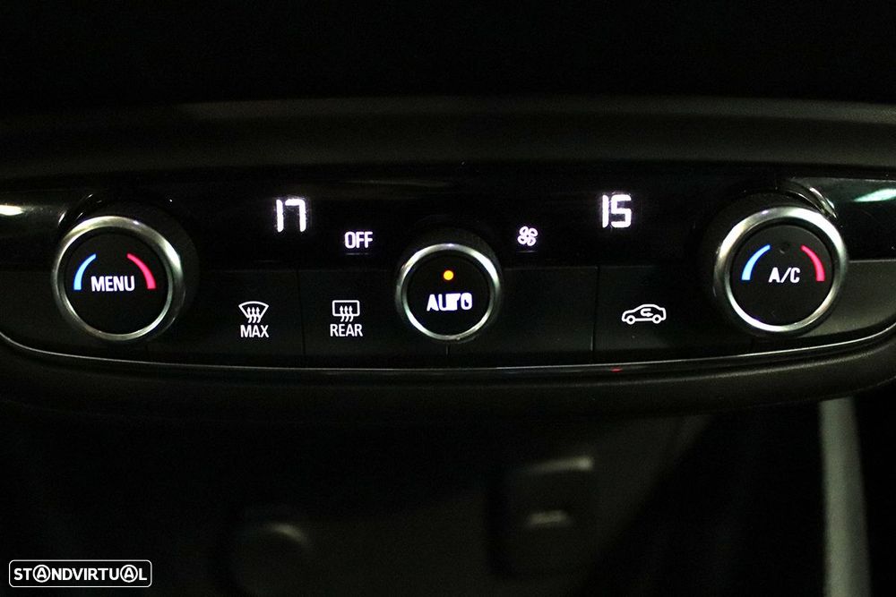 Opel Crossland X 1.2 T Innovation - 13